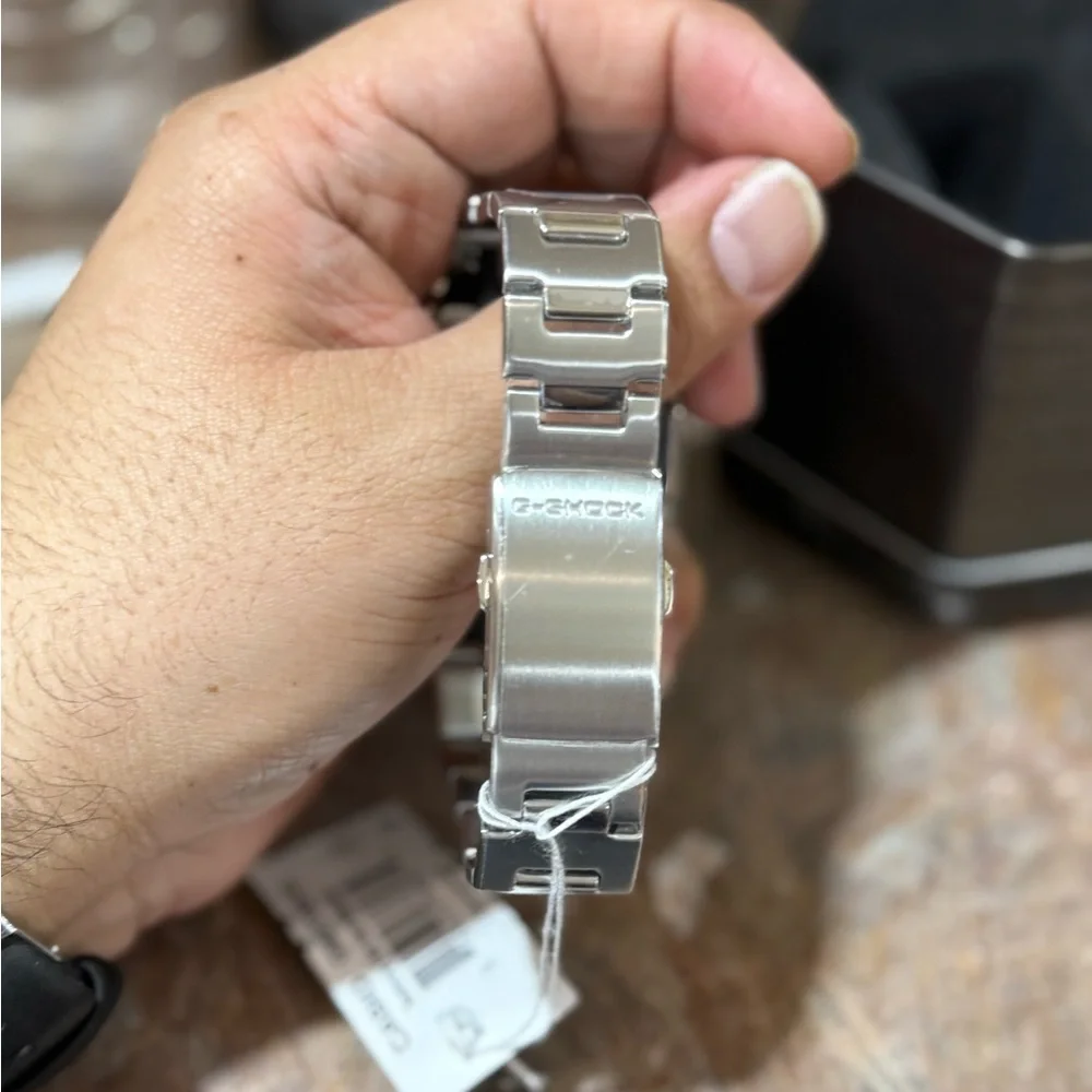 Casio G-Shock Vibrant Orange and Silver Watch - Picture 11 of 11